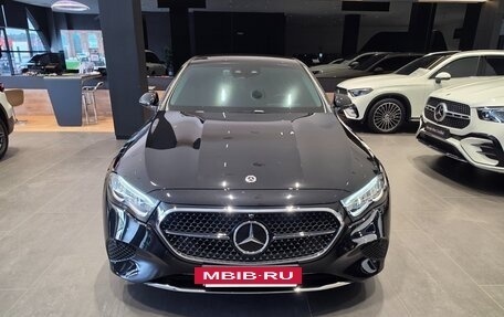 Mercedes-Benz E-Класс, 2025 год, 6 460 000 рублей, 2 фотография