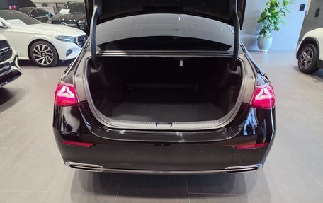 Mercedes-Benz E-Класс, 2025 год, 6 460 000 рублей, 15 фотография