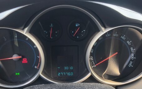 Chevrolet Cruze II, 2012 год, 450 000 рублей, 9 фотография