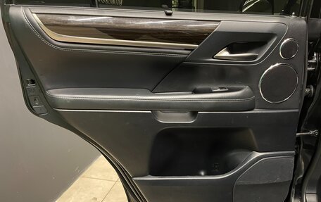 Lexus LX III, 2018 год, 7 900 000 рублей, 19 фотография