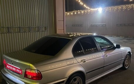 BMW 5 серия, 1999 год, 550 000 рублей, 6 фотография