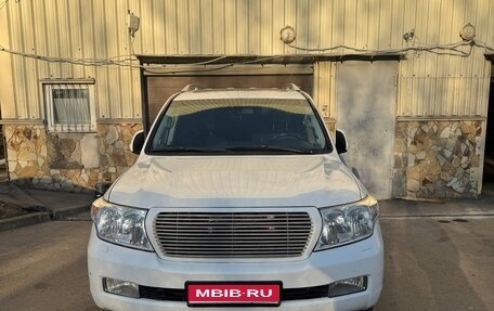 Toyota Land Cruiser 200, 2011 год, 2 250 000 рублей, 1 фотография