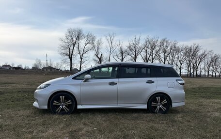 Toyota Wish II, 2013 год, 1 359 000 рублей, 1 фотография