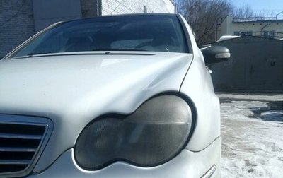 Mercedes-Benz C-Класс, 2003 год, 380 000 рублей, 1 фотография