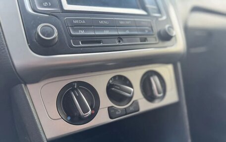 Volkswagen Polo VI (EU Market), 2013 год, 735 400 рублей, 4 фотография