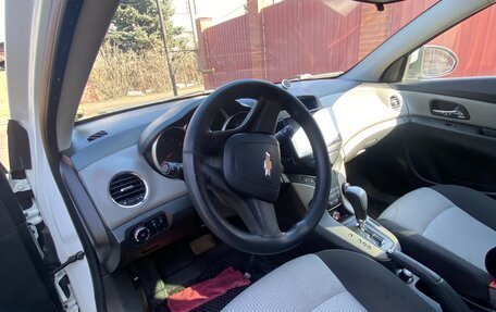 Chevrolet Cruze II, 2012 год, 800 000 рублей, 4 фотография