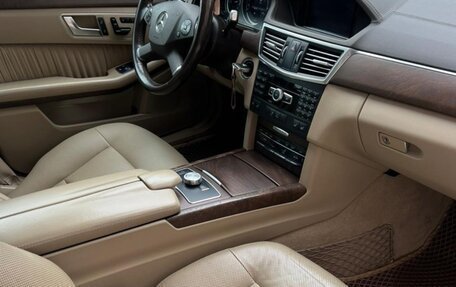 Mercedes-Benz E-Класс, 2012 год, 1 700 000 рублей, 10 фотография