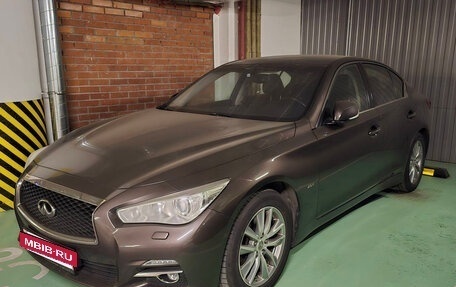 Infiniti Q50 I рестайлинг, 2015 год, 3 000 000 рублей, 3 фотография