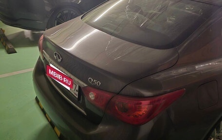 Infiniti Q50 I рестайлинг, 2015 год, 3 000 000 рублей, 6 фотография