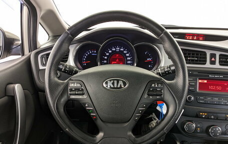 KIA cee'd III, 2014 год, 1 090 000 рублей, 21 фотография