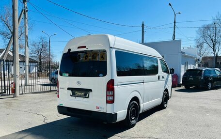 Toyota HiAce H200, 2016 год, 2 729 000 рублей, 6 фотография