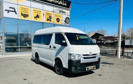 Toyota HiAce H200, 2016 год, 2 729 000 рублей, 4 фотография