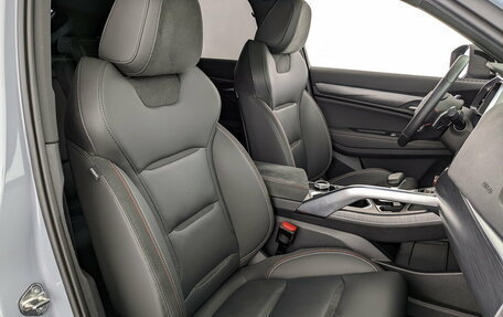 Geely Tugella FY11, 2024 год, 3 650 000 рублей, 26 фотография