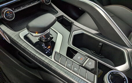 Geely Tugella FY11, 2024 год, 3 650 000 рублей, 29 фотография