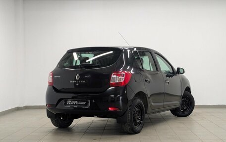 Renault Sandero II рестайлинг, 2014 год, 790 000 рублей, 2 фотография