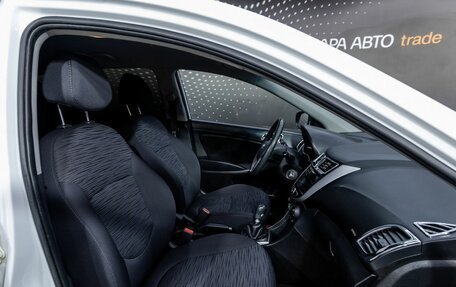 Hyundai Solaris II рестайлинг, 2015 год, 952 000 рублей, 22 фотография