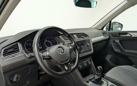 Volkswagen Tiguan II, 2019 год, 2 160 000 рублей, 7 фотография