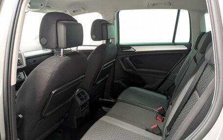 Volkswagen Tiguan II, 2019 год, 2 160 000 рублей, 5 фотография