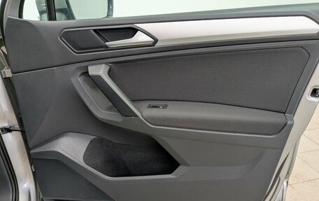 Volkswagen Tiguan II, 2019 год, 2 160 000 рублей, 16 фотография