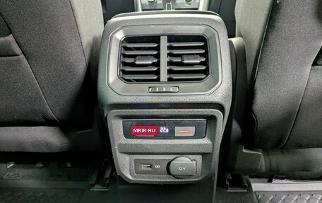 Volkswagen Tiguan II, 2019 год, 2 160 000 рублей, 20 фотография