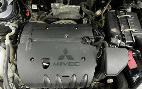 Mitsubishi Outlander III рестайлинг 3, 2011 год, 1 100 000 рублей, 7 фотография