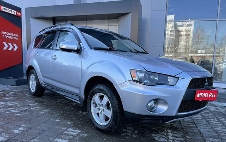 Mitsubishi Outlander III рестайлинг 3, 2011 год, 1 100 000 рублей, 5 фотография