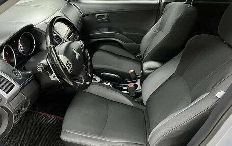 Mitsubishi Outlander III рестайлинг 3, 2011 год, 1 100 000 рублей, 9 фотография