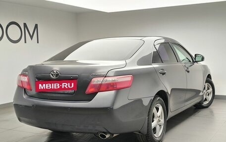 Toyota Camry, 2011 год, 1 550 000 рублей, 4 фотография