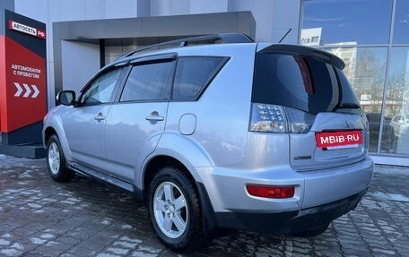 Mitsubishi Outlander III рестайлинг 3, 2011 год, 1 100 000 рублей, 18 фотография