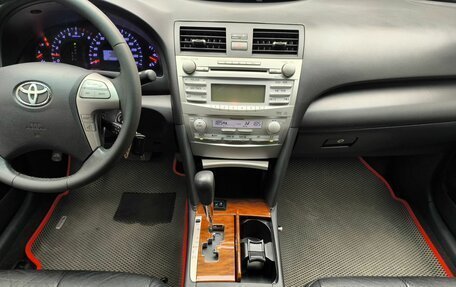 Toyota Camry, 2011 год, 1 550 000 рублей, 8 фотография