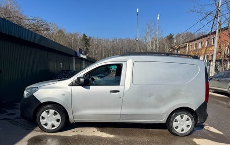 Renault Dokker, 2018 год, 825 000 рублей, 3 фотография