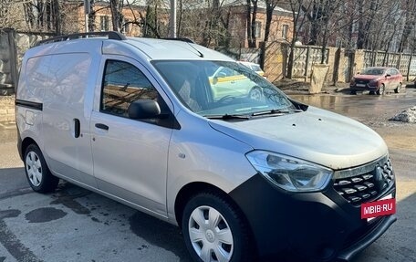 Renault Dokker, 2018 год, 825 000 рублей, 8 фотография