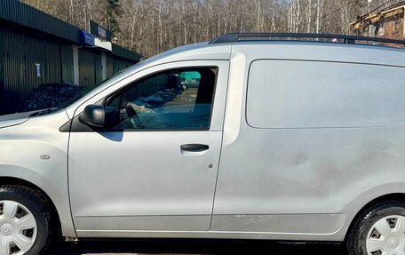 Renault Dokker, 2018 год, 825 000 рублей, 13 фотография