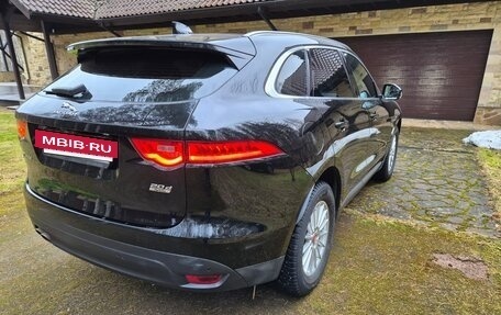 Jaguar F-Pace, 2017 год, 2 630 000 рублей, 3 фотография