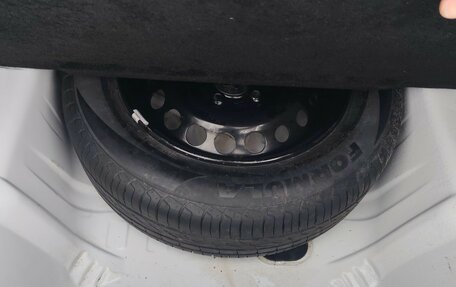 Renault Logan II, 2017 год, 467 000 рублей, 13 фотография