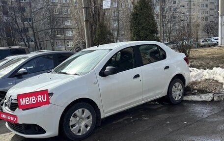 Renault Logan II, 2017 год, 467 000 рублей, 5 фотография