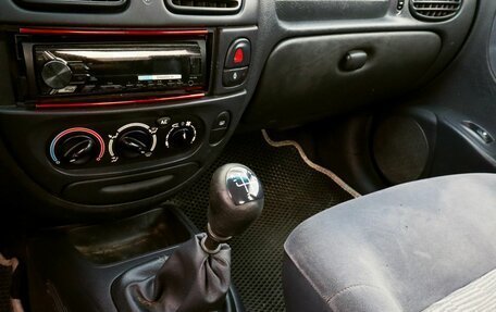 Renault Megane II, 2002 год, 215 000 рублей, 10 фотография