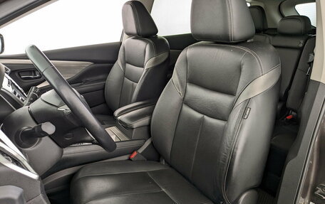 Nissan Murano, 2019 год, 2 800 000 рублей, 21 фотография