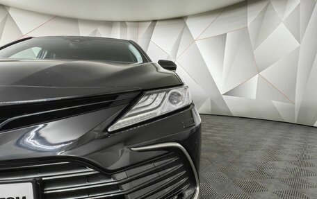 Toyota Camry, 2022 год, 3 450 000 рублей, 10 фотография