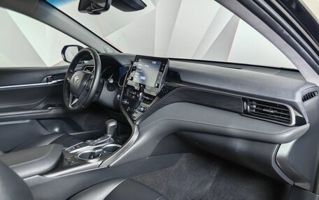 Toyota Camry, 2022 год, 3 450 000 рублей, 13 фотография