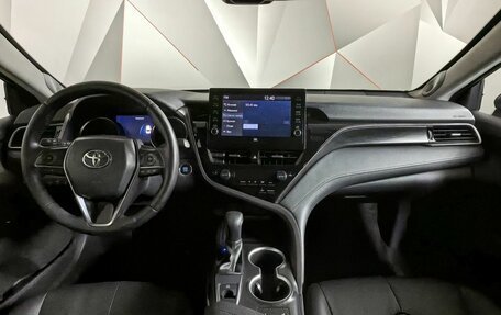 Toyota Camry, 2022 год, 3 450 000 рублей, 14 фотография