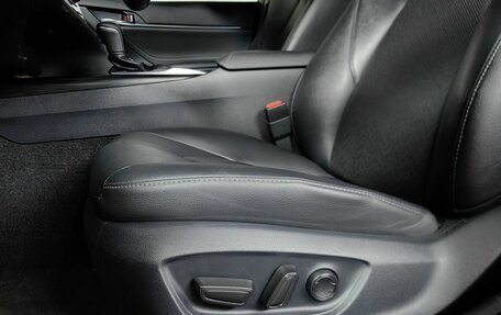 Toyota Camry, 2022 год, 3 450 000 рублей, 21 фотография