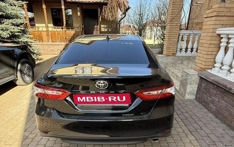 Toyota Camry, 2021 год, 2 560 000 рублей, 2 фотография