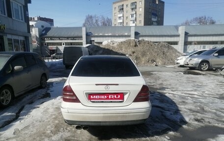 Mercedes-Benz C-Класс, 2003 год, 380 000 рублей, 5 фотография