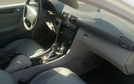 Mercedes-Benz C-Класс, 2003 год, 380 000 рублей, 25 фотография