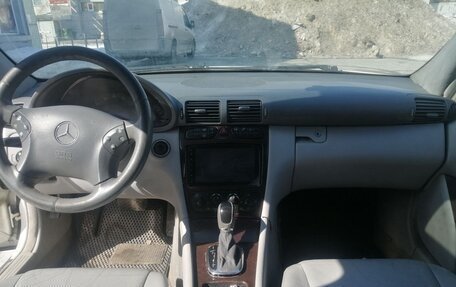 Mercedes-Benz C-Класс, 2003 год, 380 000 рублей, 26 фотография