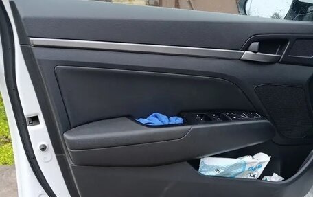 Hyundai Elantra VI рестайлинг, 2018 год, 1 520 000 рублей, 10 фотография