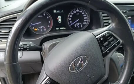 Hyundai Elantra VI рестайлинг, 2018 год, 1 520 000 рублей, 13 фотография