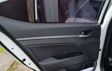 Hyundai Elantra VI рестайлинг, 2018 год, 1 520 000 рублей, 15 фотография