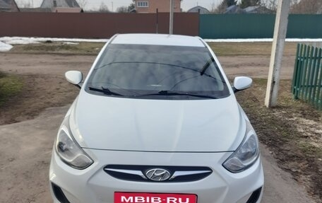 Hyundai Solaris II рестайлинг, 2014 год, 755 000 рублей, 10 фотография